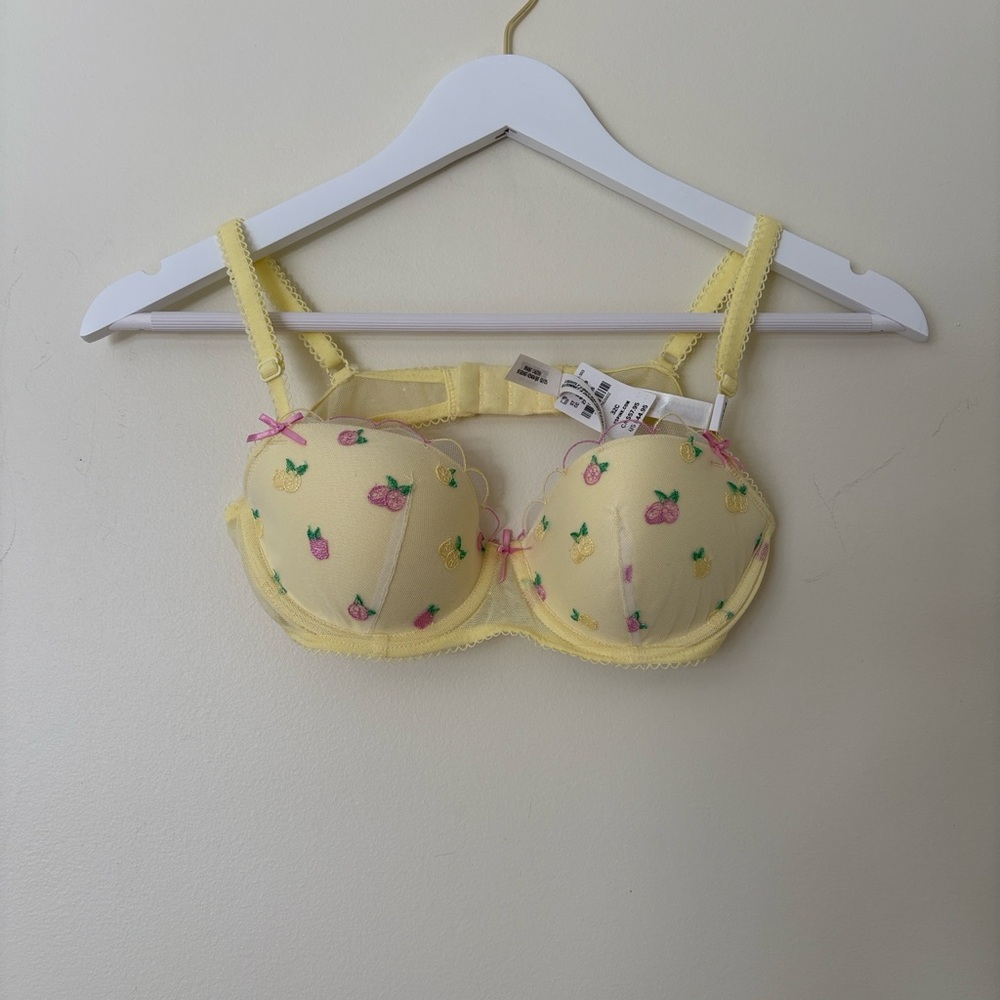 🌸New with tag WINK LIGHTLY LINED BALCONETTE BRA